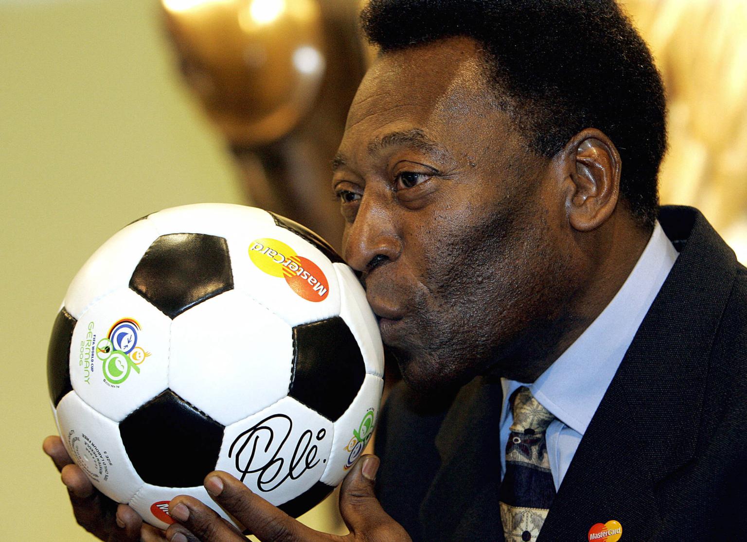 Brazilian Football Legend Pelé Dies at 82