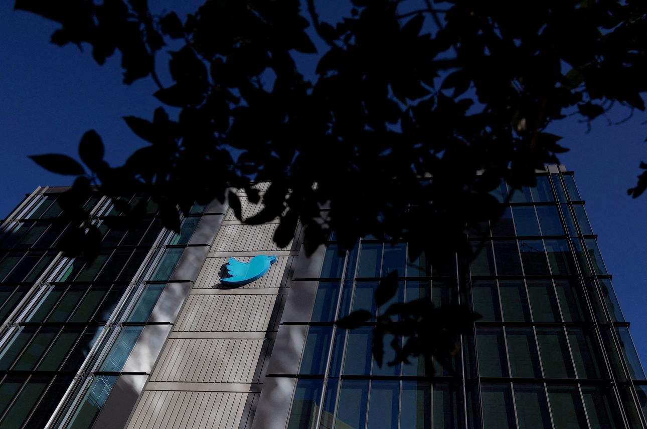 Twitter to Allow Political Advertising