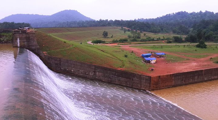 India: Official Suspended After Draining Dam to Retrieve Phone