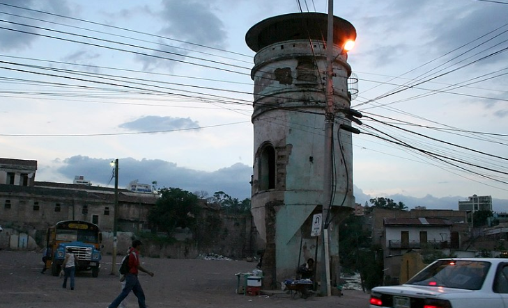 Honduran Military Seizes Prisons in Gang Crackdown