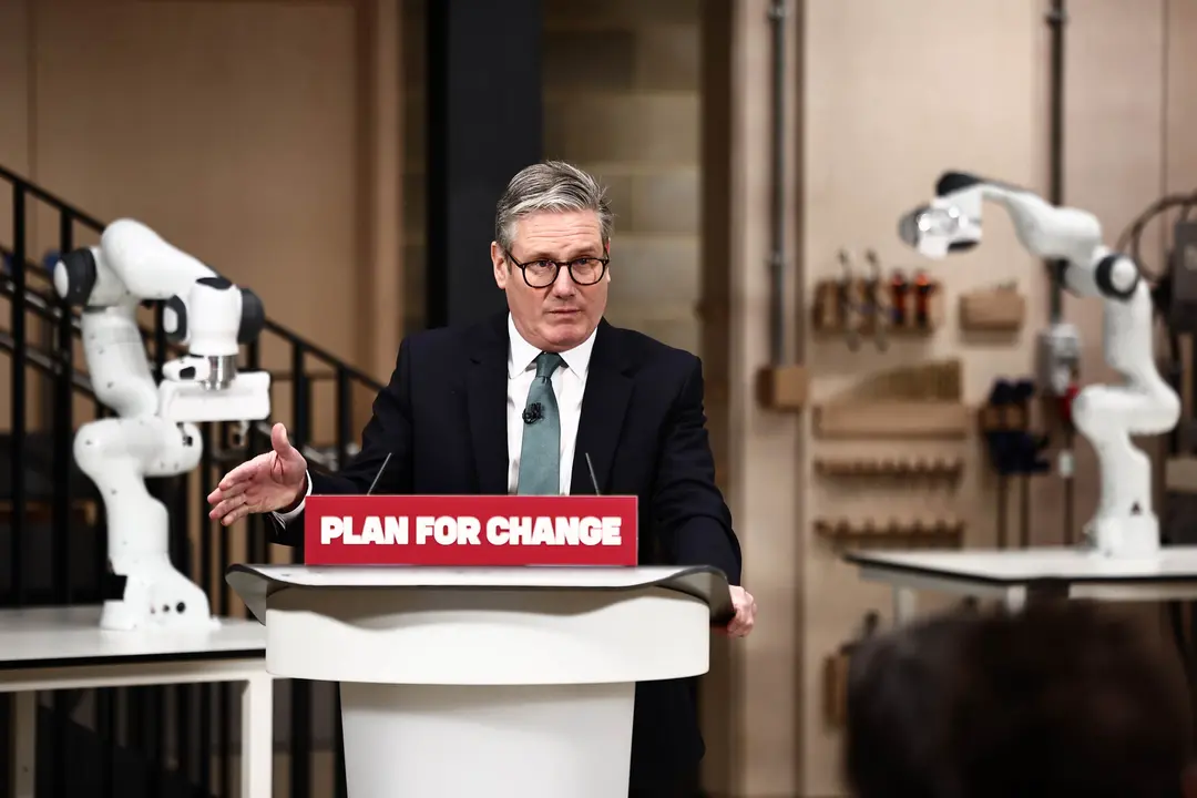 UK: Starmer Announces Plan to 'Turbocharge' AI