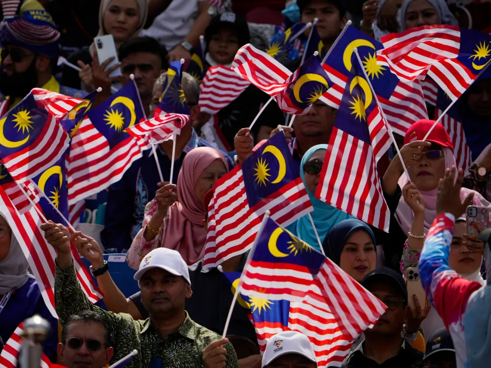 Malaysia to Hold Early Elections post image