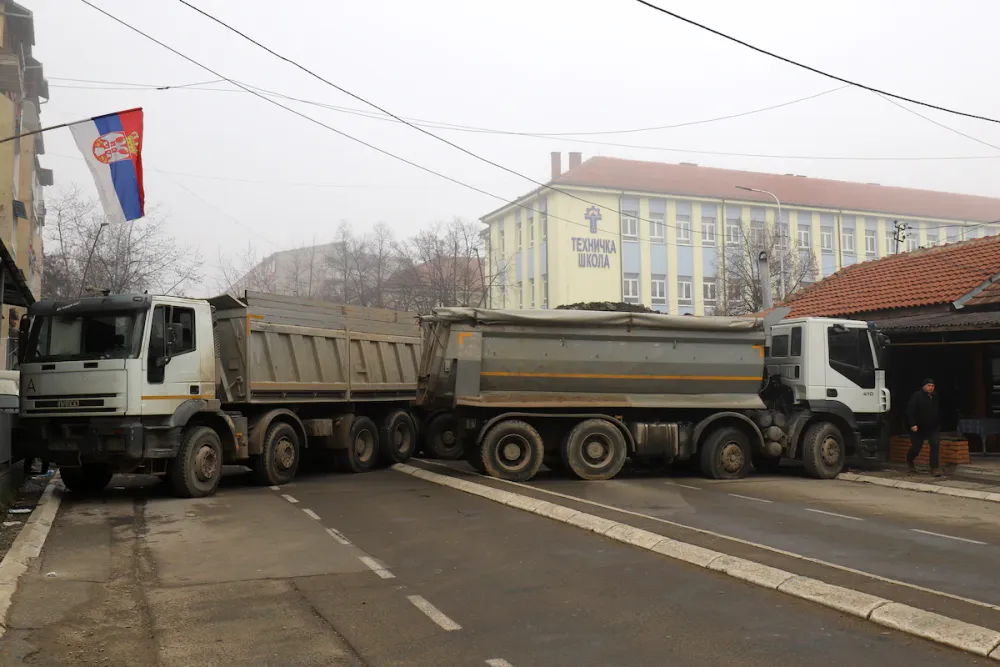 Kosovo: Ethnic Serbs Erect Roadblocks; Serbia Army On High Alert post image