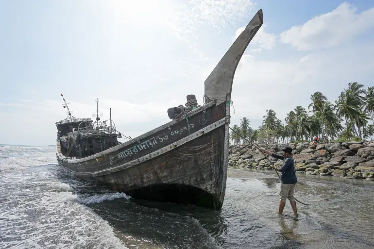 Myanmar Jails 112 Rohingya post image