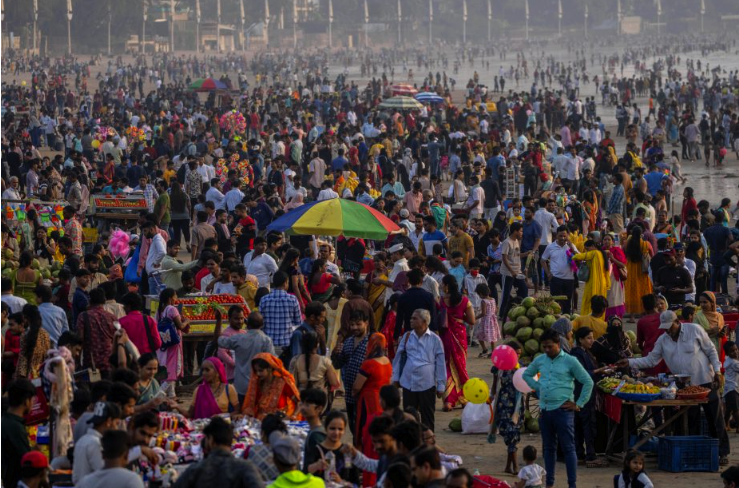 UN: India's Population to Surpass China This Week post image