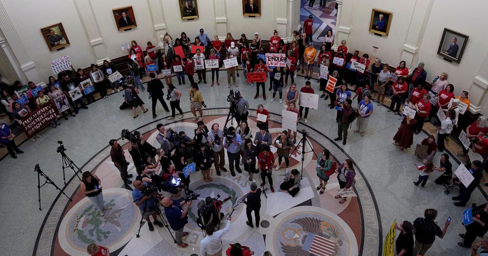 Texas House Panel Votes to Raise Age Limit on Guns post image