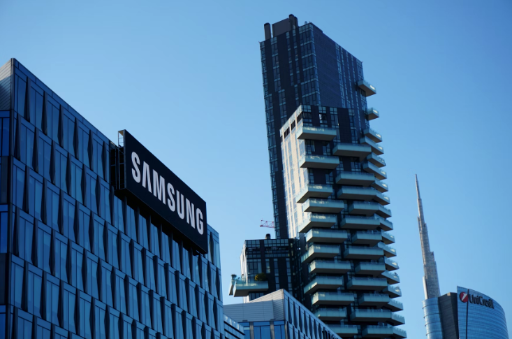 Samsung Logs 96% Drop in Q2 Profit Amid Chip Oversupply post image