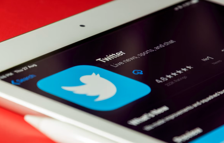 Twitter Sued for Unpaid Severance post image