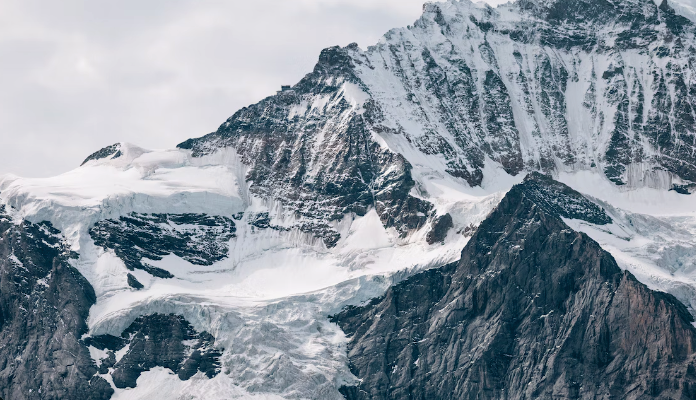 Body of Climber Missing Since 1986 Found as Swiss Glacier Melts post image