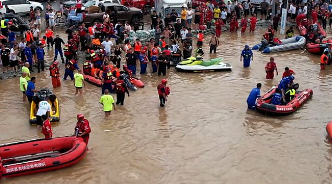 China: 30 Dead, 18 Missing After Beijing Floods post image