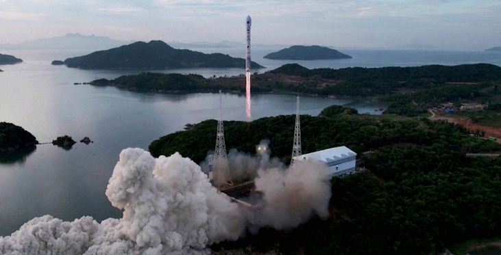 North Korea's Second Spy Satellite Launch Fails post image